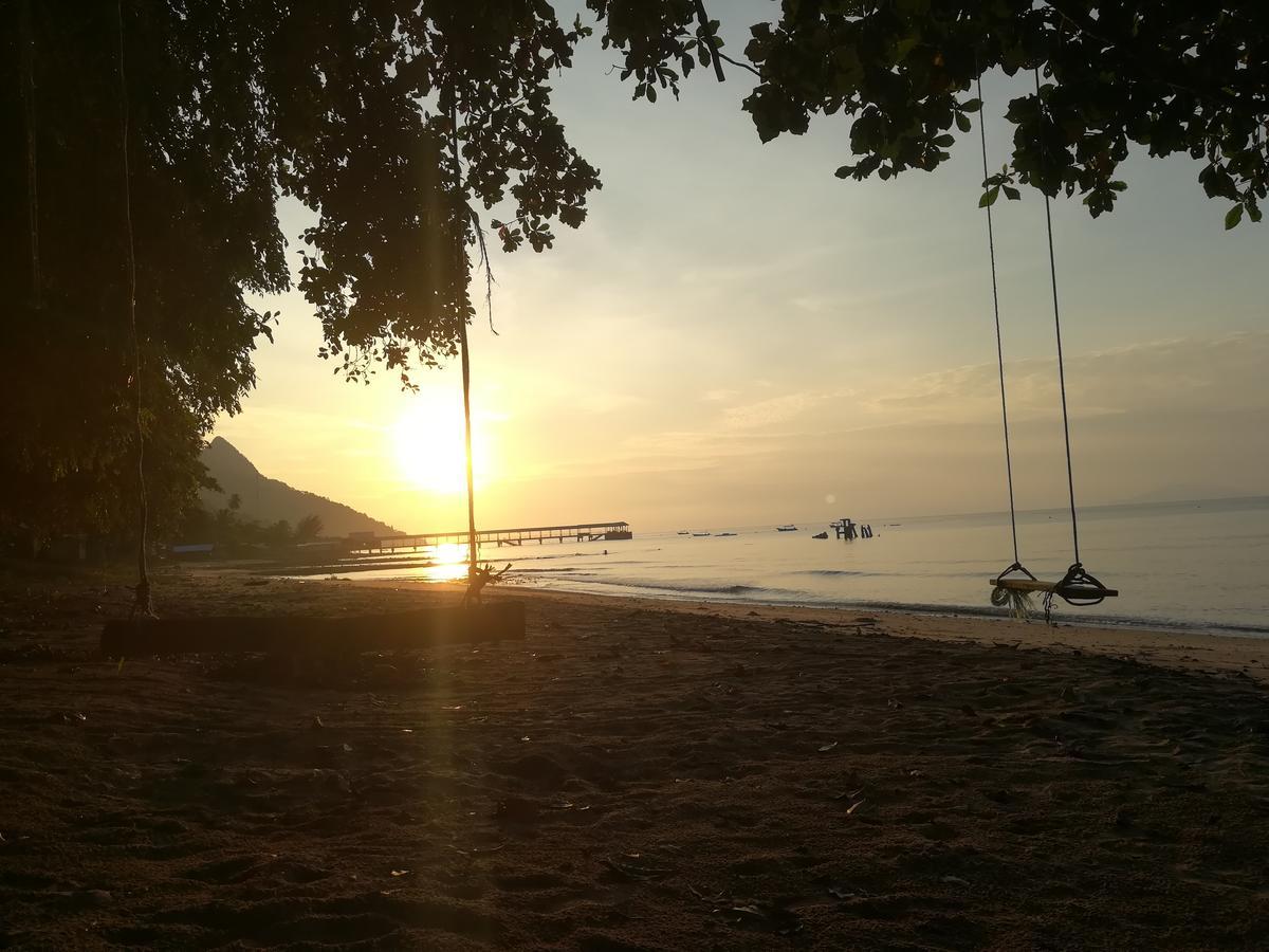 Simukut Place Kampong Pasir Sanang Burong Exteriér fotografie
